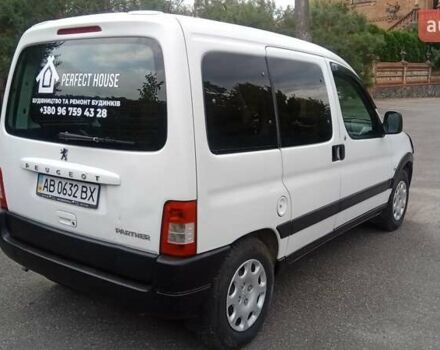 Белый Пежо Partner, объемом двигателя 1.4 л и пробегом 245 тыс. км за 4900 $, фото 7 на Automoto.ua