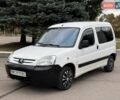 Белый Пежо Partner, объемом двигателя 1.56 л и пробегом 290 тыс. км за 3499 $, фото 2 на Automoto.ua