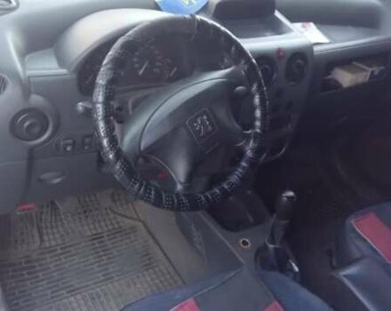 Белый Пежо Partner, объемом двигателя 1.4 л и пробегом 290 тыс. км за 2100 $, фото 2 на Automoto.ua