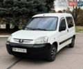Белый Пежо Partner, объемом двигателя 1.56 л и пробегом 290 тыс. км за 3499 $, фото 1 на Automoto.ua