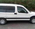 Белый Пежо Partner, объемом двигателя 1.4 л и пробегом 245 тыс. км за 4300 $, фото 5 на Automoto.ua