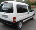 Белый Пежо Partner, объемом двигателя 1.4 л и пробегом 245 тыс. км за 4300 $, фото 7 на Automoto.ua