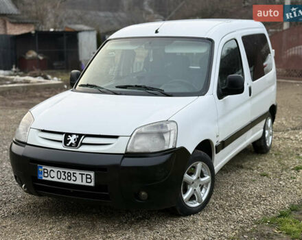 Білий Пежо Partner, об'ємом двигуна 1.6 л та пробігом 442 тис. км за 4750 $, фото 1 на Automoto.ua