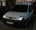 Білий Пежо Partner, об'ємом двигуна 1.6 л та пробігом 467 тис. км за 3800 $, фото 1 на Automoto.ua