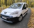 Білий Пежо Partner, об'ємом двигуна 1.6 л та пробігом 280 тис. км за 4839 $, фото 1 на Automoto.ua