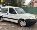 Белый Пежо Partner, объемом двигателя 0 л и пробегом 240 тыс. км за 4500 $, фото 1 на Automoto.ua