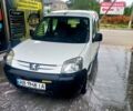 Белый Пежо Partner, объемом двигателя 1.6 л и пробегом 260 тыс. км за 3800 $, фото 9 на Automoto.ua