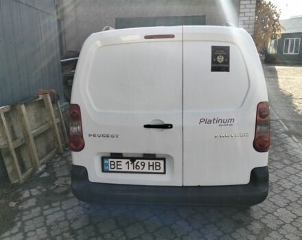 Белый Пежо Partner, объемом двигателя 1.6 л и пробегом 388 тыс. км за 4800 $, фото 7 на Automoto.ua