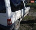 Белый Пежо Partner, объемом двигателя 1.6 л и пробегом 310 тыс. км за 3599 $, фото 3 на Automoto.ua