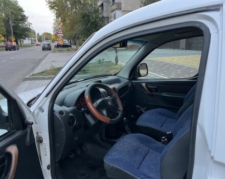 Білий Пежо Partner, об'ємом двигуна 1.9 л та пробігом 213 тис. км за 4100 $, фото 12 на Automoto.ua