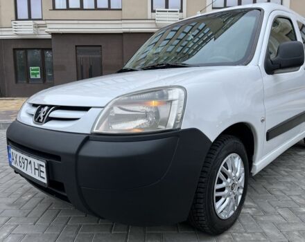 Білий Пежо Partner, об'ємом двигуна 1.9 л та пробігом 213 тис. км за 4100 $, фото 3 на Automoto.ua