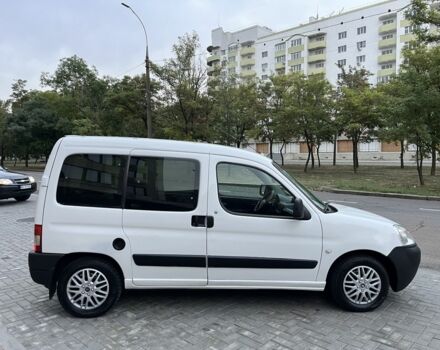 Білий Пежо Partner, об'ємом двигуна 1.9 л та пробігом 213 тис. км за 4100 $, фото 7 на Automoto.ua