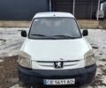 Белый Пежо Partner, объемом двигателя 1.87 л и пробегом 500 тыс. км за 1900 $, фото 1 на Automoto.ua