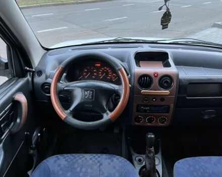 Білий Пежо Partner, об'ємом двигуна 1.9 л та пробігом 213 тис. км за 4100 $, фото 13 на Automoto.ua