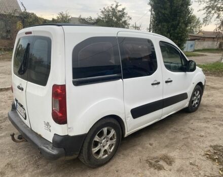 Білий Пежо Partner, об'ємом двигуна 1.6 л та пробігом 222 тис. км за 4600 $, фото 2 на Automoto.ua
