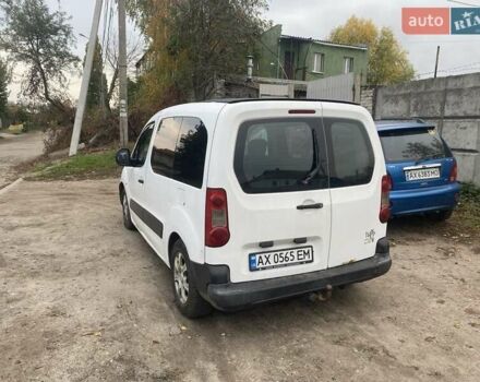 Білий Пежо Partner, об'ємом двигуна 1.6 л та пробігом 222 тис. км за 4600 $, фото 2 на Automoto.ua