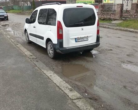 Белый Пежо Partner, объемом двигателя 1.59 л и пробегом 275 тыс. км за 4700 $, фото 6 на Automoto.ua