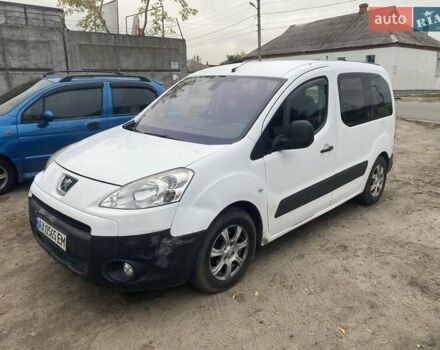 Білий Пежо Partner, об'ємом двигуна 1.6 л та пробігом 222 тис. км за 4600 $, фото 3 на Automoto.ua