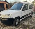 Белый Пежо Partner, объемом двигателя 1.6 л и пробегом 250 тыс. км за 4300 $, фото 1 на Automoto.ua