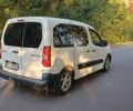 Белый Пежо Partner, объемом двигателя 1.56 л и пробегом 175 тыс. км за 5200 $, фото 2 на Automoto.ua
