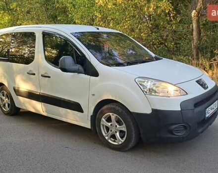 Белый Пежо Partner, объемом двигателя 1.56 л и пробегом 175 тыс. км за 5200 $, фото 1 на Automoto.ua