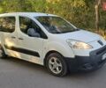 Белый Пежо Partner, объемом двигателя 1.56 л и пробегом 175 тыс. км за 5200 $, фото 1 на Automoto.ua