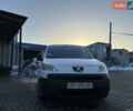 Белый Пежо Partner, объемом двигателя 1.6 л и пробегом 204 тыс. км за 6200 $, фото 1 на Automoto.ua