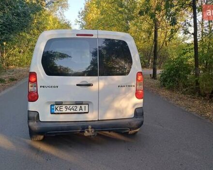 Белый Пежо Partner, объемом двигателя 1.56 л и пробегом 175 тыс. км за 5200 $, фото 7 на Automoto.ua