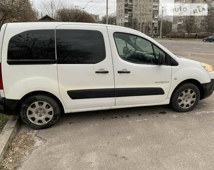 Білий Пежо Partner, об'ємом двигуна 1.6 л та пробігом 403 тис. км за 6000 $, фото 6 на Automoto.ua