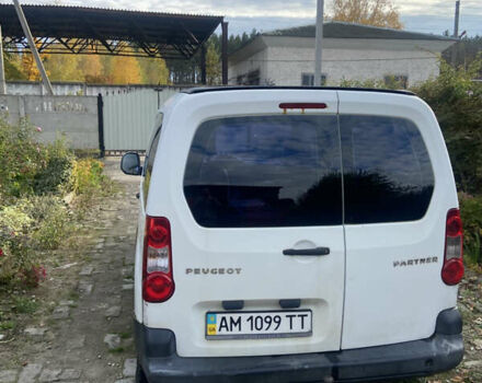 Белый Пежо Partner, объемом двигателя 1.56 л и пробегом 250 тыс. км за 5100 $, фото 12 на Automoto.ua