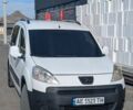Білий Пежо Partner, об'ємом двигуна 1.6 л та пробігом 380 тис. км за 4800 $, фото 1 на Automoto.ua