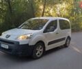 Белый Пежо Partner, объемом двигателя 1.56 л и пробегом 175 тыс. км за 5200 $, фото 1 на Automoto.ua