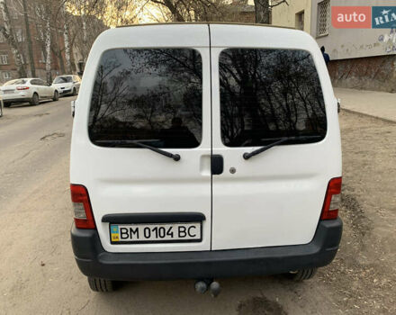 Белый Пежо Partner, объемом двигателя 1.56 л и пробегом 177 тыс. км за 4700 $, фото 2 на Automoto.ua