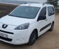 Белый Пежо Partner, объемом двигателя 1.56 л и пробегом 280 тыс. км за 5700 $, фото 1 на Automoto.ua