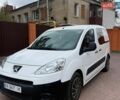 Белый Пежо Partner, объемом двигателя 1.56 л и пробегом 306 тыс. км за 5500 $, фото 1 на Automoto.ua