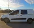 Белый Пежо Partner, объемом двигателя 1.6 л и пробегом 302 тыс. км за 5800 $, фото 3 на Automoto.ua