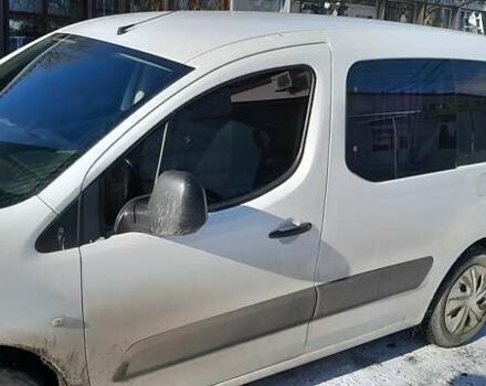 Белый Пежо Partner, объемом двигателя 1.56 л и пробегом 240 тыс. км за 5800 $, фото 4 на Automoto.ua