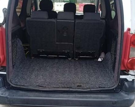 Белый Пежо Partner, объемом двигателя 1.56 л и пробегом 294 тыс. км за 4100 $, фото 18 на Automoto.ua