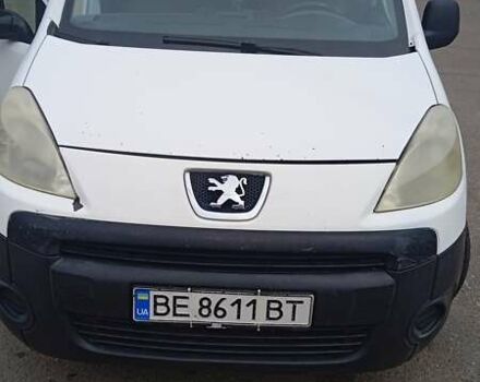 Белый Пежо Partner, объемом двигателя 1.56 л и пробегом 294 тыс. км за 4100 $, фото 14 на Automoto.ua