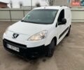 Білий Пежо Partner, об'ємом двигуна 1.6 л та пробігом 346 тис. км за 4000 $, фото 1 на Automoto.ua