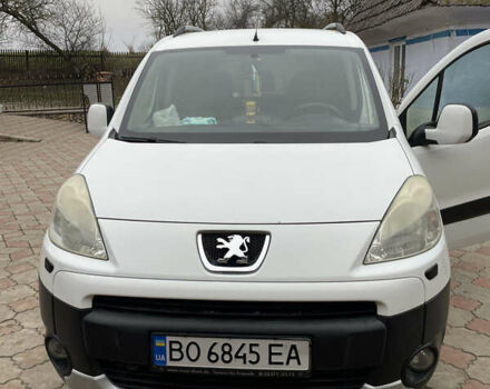 Білий Пежо Partner, об'ємом двигуна 1.56 л та пробігом 234 тис. км за 7000 $, фото 1 на Automoto.ua