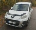 Білий Пежо Partner, об'ємом двигуна 1.6 л та пробігом 216 тис. км за 7317 $, фото 1 на Automoto.ua