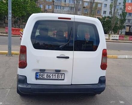 Белый Пежо Partner, объемом двигателя 1.56 л и пробегом 294 тыс. км за 4100 $, фото 1 на Automoto.ua