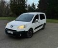 Белый Пежо Partner, объемом двигателя 1.56 л и пробегом 300 тыс. км за 5450 $, фото 1 на Automoto.ua
