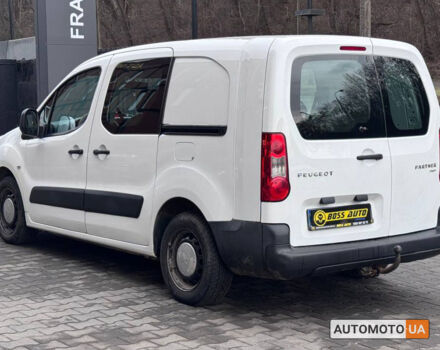 Білий Пежо Partner, об'ємом двигуна 1.6 л та пробігом 422 тис. км за 7000 $, фото 3 на Automoto.ua