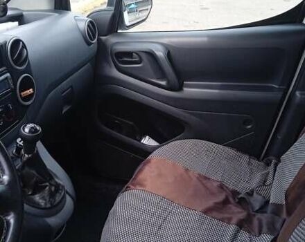 Белый Пежо Partner, объемом двигателя 1.56 л и пробегом 294 тыс. км за 4100 $, фото 3 на Automoto.ua