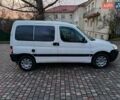 Белый Пежо Partner, объемом двигателя 1.6 л и пробегом 220 тыс. км за 4850 $, фото 4 на Automoto.ua