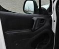 Білий Пежо Partner, об'ємом двигуна 1.6 л та пробігом 180 тис. км за 5350 $, фото 10 на Automoto.ua