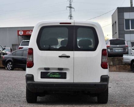 Білий Пежо Partner, об'ємом двигуна 1.6 л та пробігом 180 тис. км за 5350 $, фото 2 на Automoto.ua