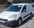 Белый Пежо Partner, объемом двигателя 1.6 л и пробегом 350 тыс. км за 5800 $, фото 7 на Automoto.ua
